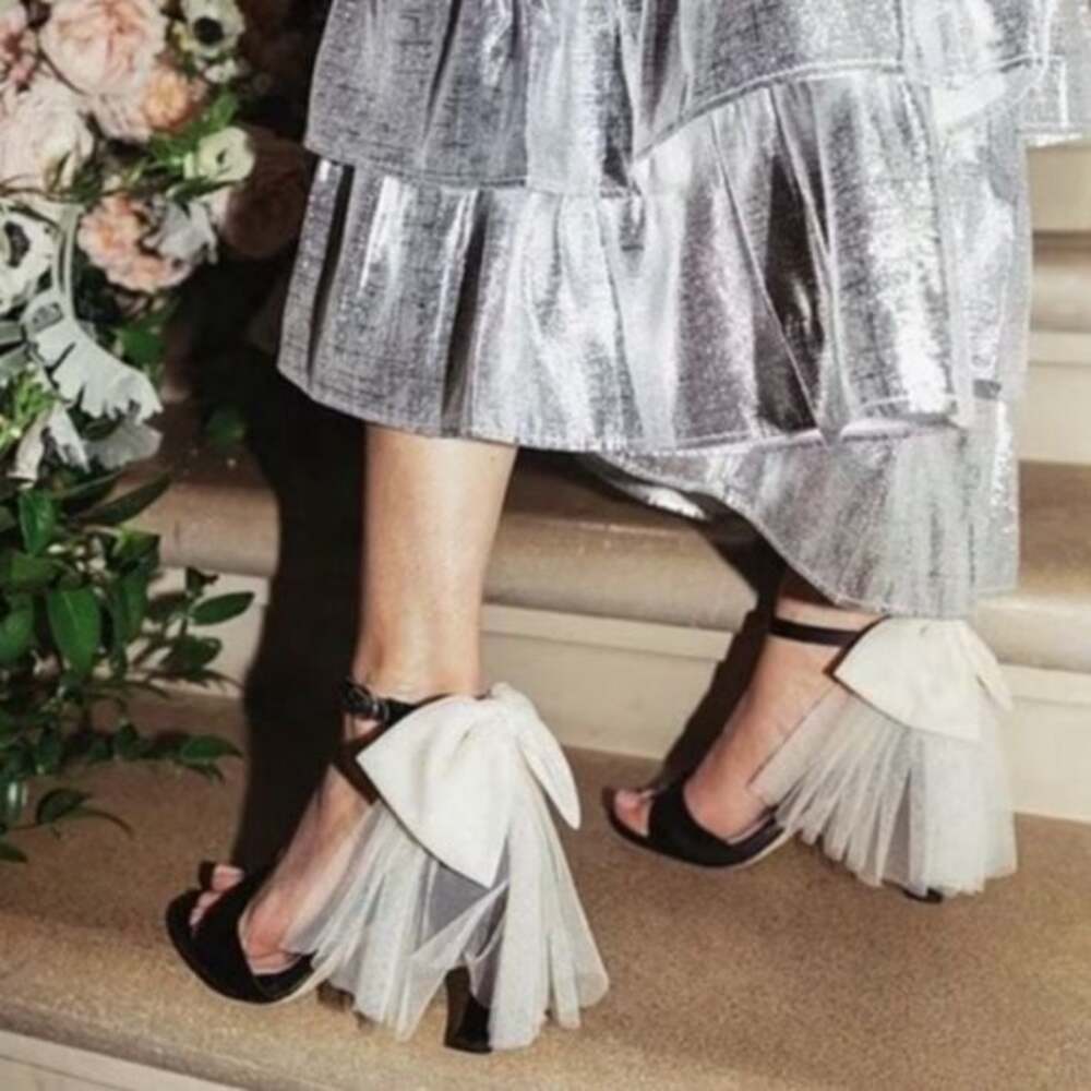 ANTONIO MELANI Black Heels with White Tulle Bows